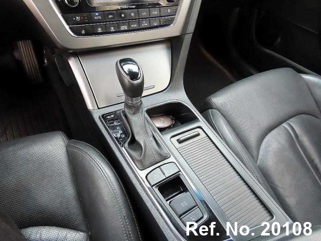  Hyundai / Sonata Stock No. 20108